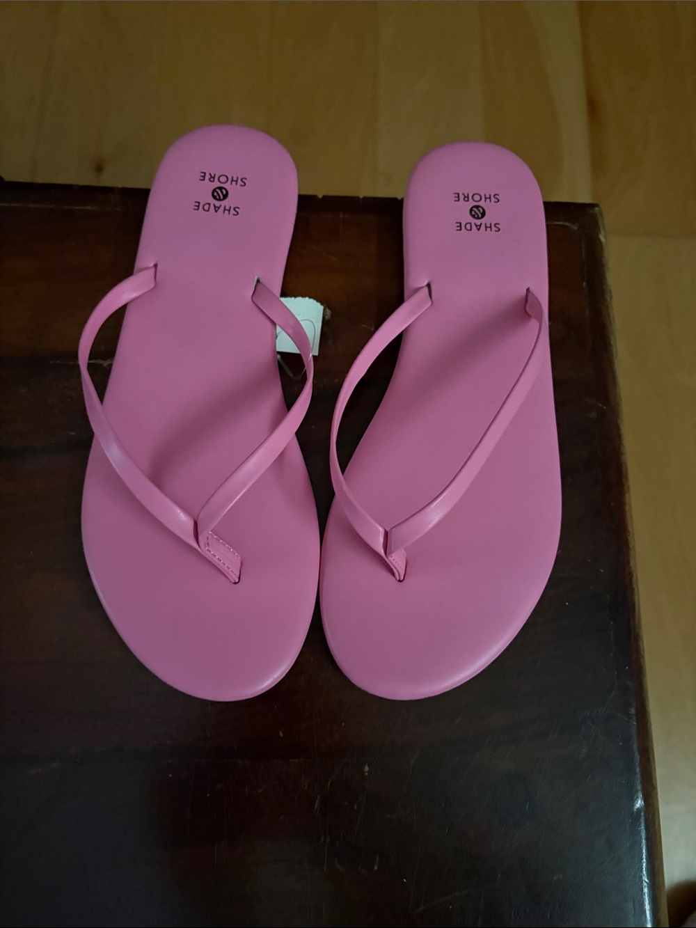 Shade & Shore Pink Women's Flip Flop Sandals - Smooth Slim-Strap Design
